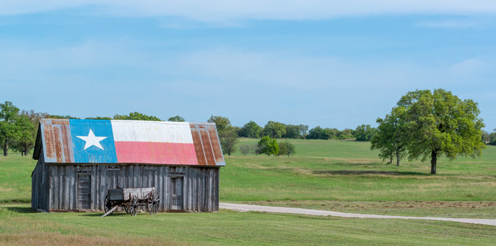 A barn in peaceful Texas countryside. 